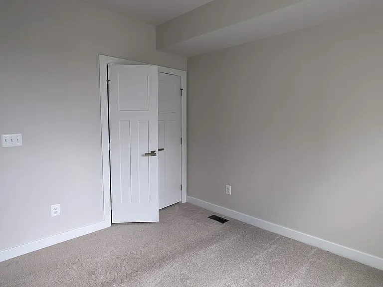 42595 Burbank Ter — Photo 27