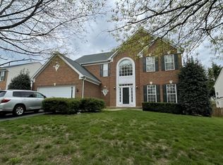 220 Park Gate Dr SE, Leesburg, VA