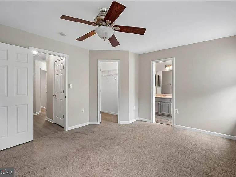 104 Frazer Dr — Photo 26