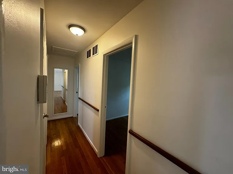2508 Saint John Pl — Photo 21