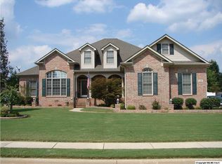 135 Holbrook Dr, Huntsville, AL 35806