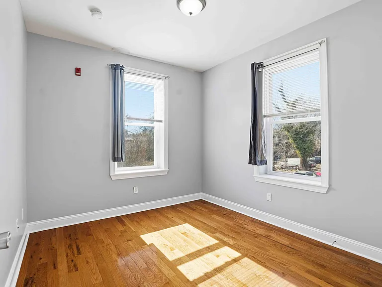859 E Church Ln #3 — Photo 16