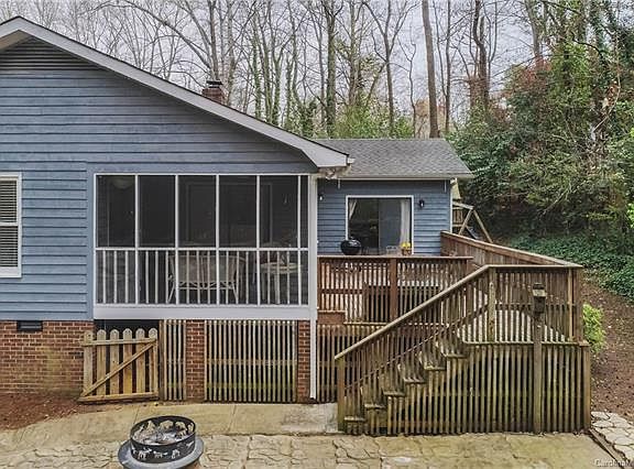 4th image of 726 Knollwood Ct