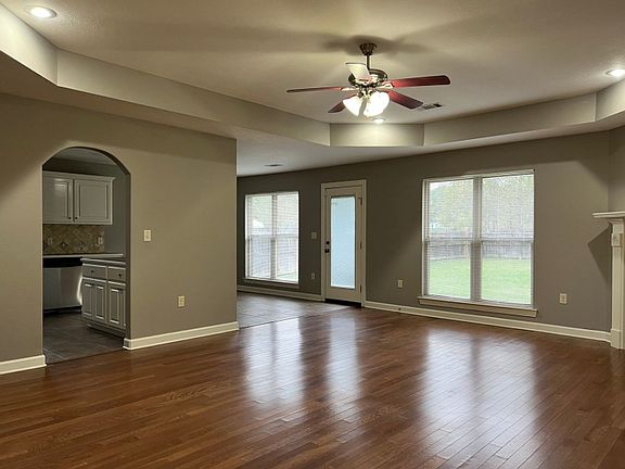 4th image of 9 Bishop Ln