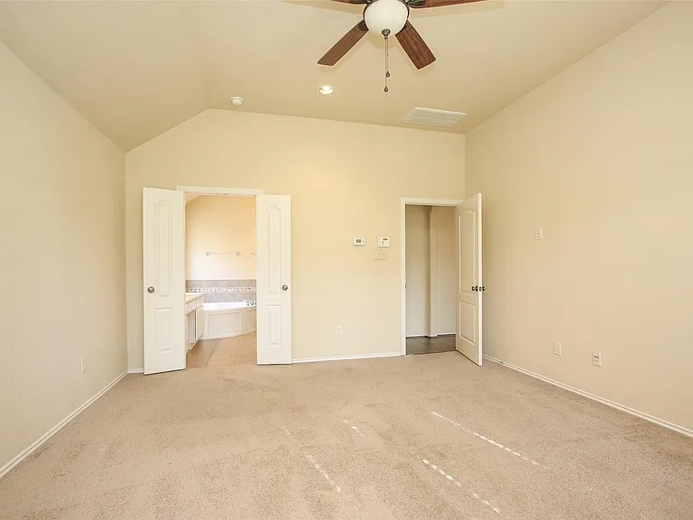 23118 Century Plant Dr — Photo 18