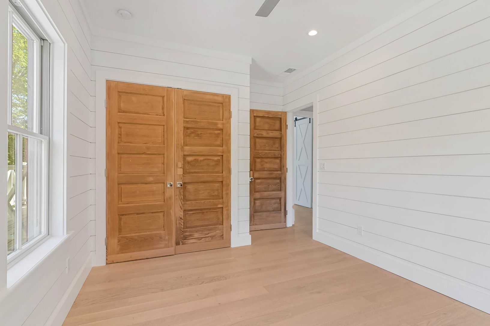  Second floor bedroom