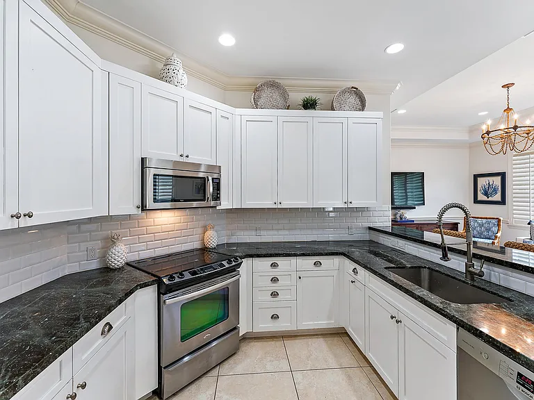 4 Tradewinds Cir — Photo 22