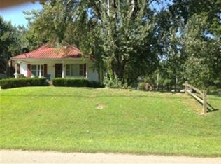 650 Gibson Rd, Trenton, TN 38382