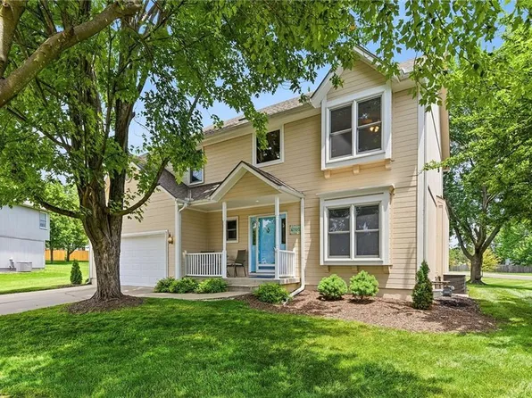 6702 W 156th Ter, Overland Park, KS 66223