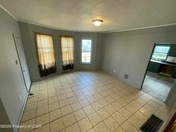 100 Westminster St, Wilkes Barre, PA 18702