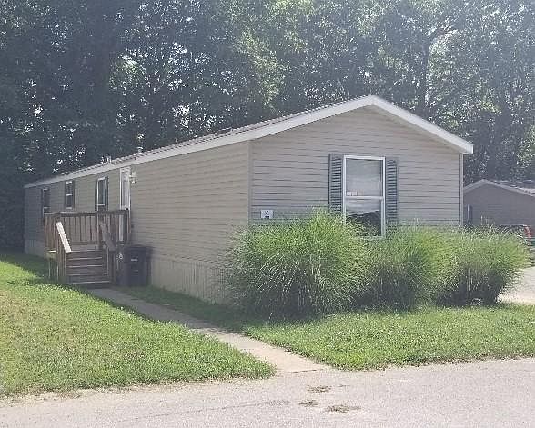 2nd image of 2716 W Delmar Ave #1URU5T