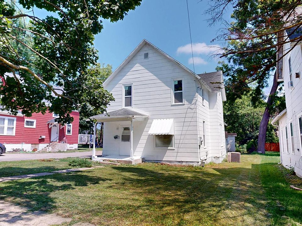 1st image of 717 Jefferson Ave