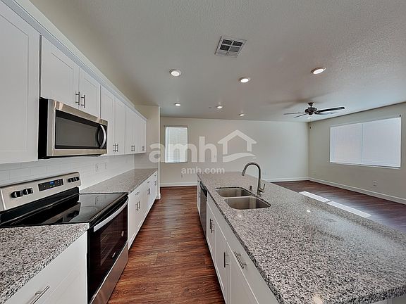 3rd image of 327 Cape Seville Pl