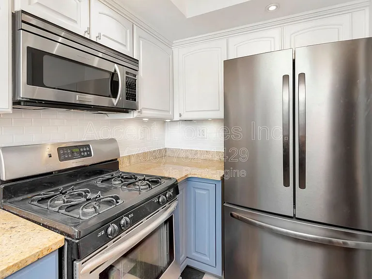 712 S Alfred St — Photo 13