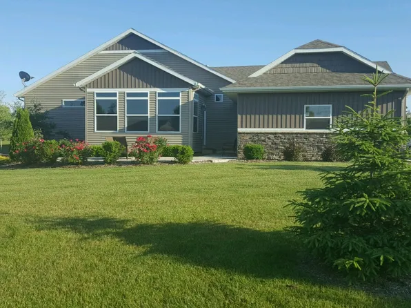 2040 Morning Dew Dr SW, Byron Center, MI 49315