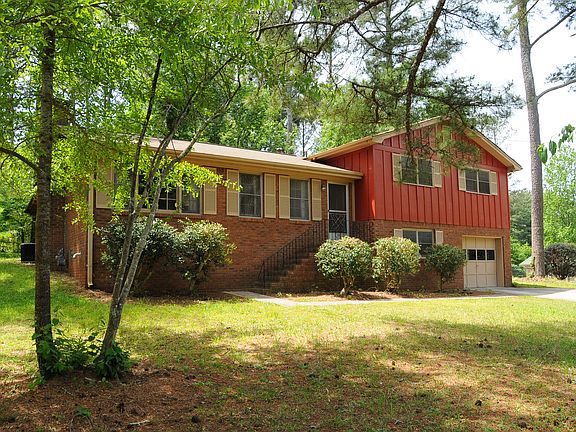 2nd image of 513 Stockwood Dr