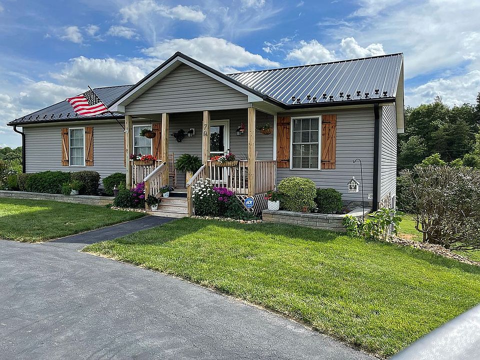 1st image of 70 Chestnut Meadows Dr