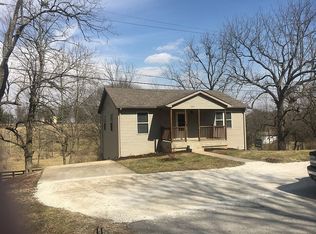 228 W Main St, Midway, KY 40347