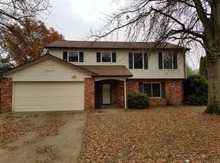 8701 Gunpowder Dr, Indianapolis, IN