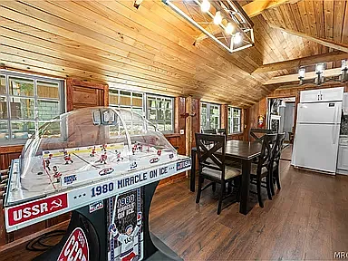 774 Eureka Dr — Photo 14