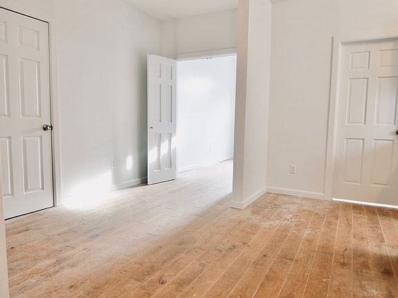 3rd image of 620 W 172nd St APT 4A