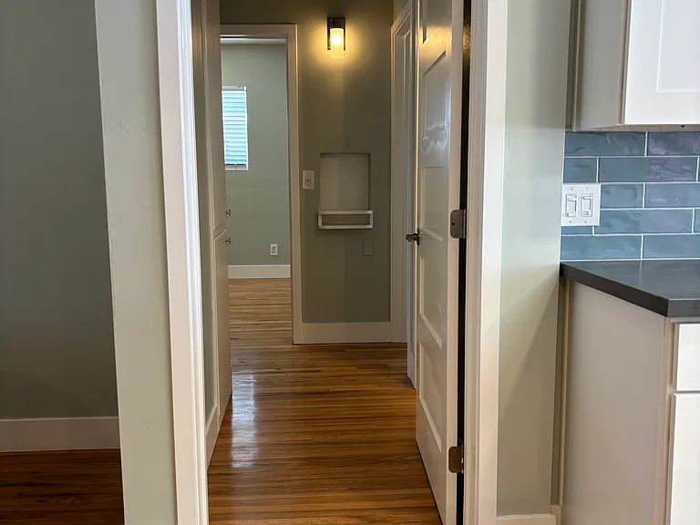 1626 Oliver Ave — Photo 29