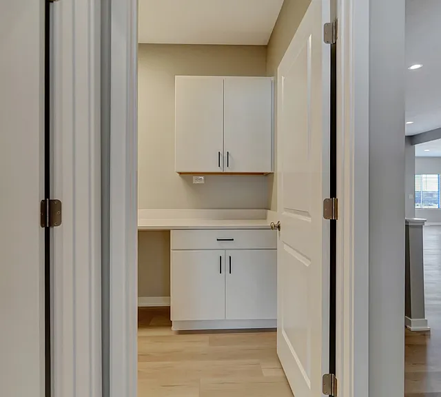 9033 S 42nd St — Photo 31