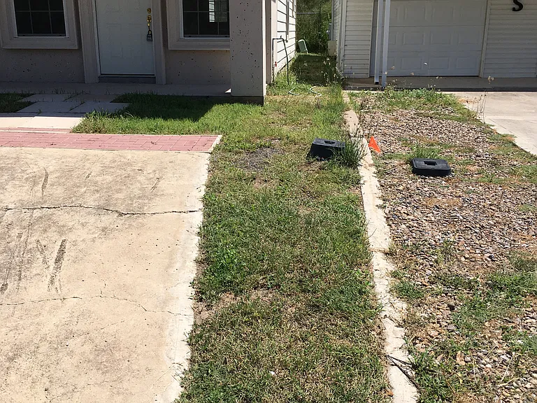 2809 Melanie Dr — Photo 17