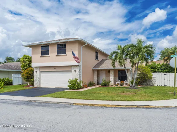 561 Auburn Way, Davie, FL 33325