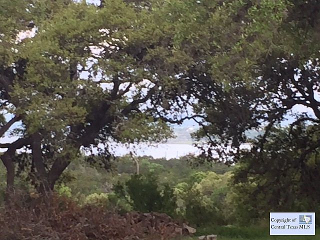 1st image of 1097 Oak Hollow Way