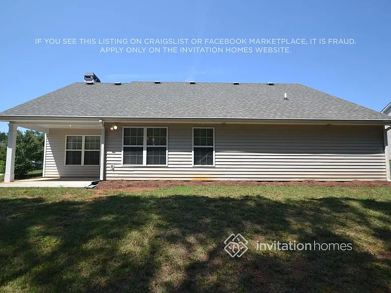 555 Wellington Ln — Photo 10
