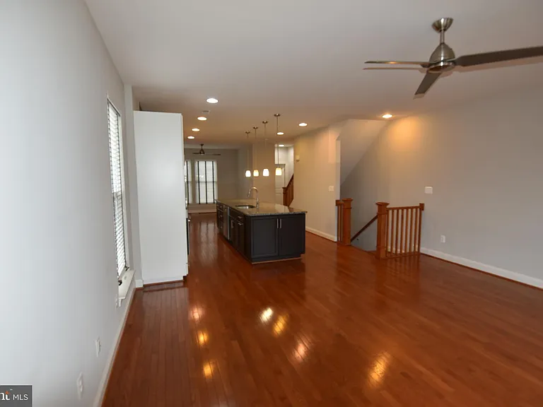 20425 Codman Dr — Photo 25