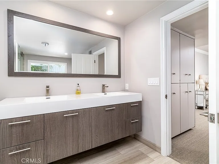 3546 Berry Dr — Photo 24
