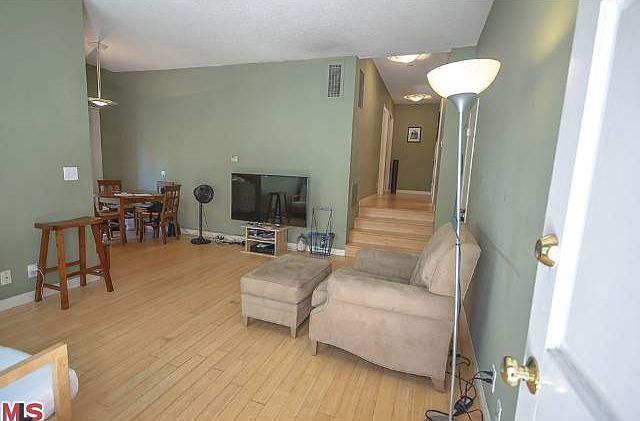 1st image of 1119 Lincoln Blvd APT 1