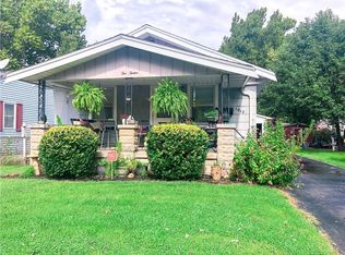 1012 E Mueller Ave, Decatur, IL 62526