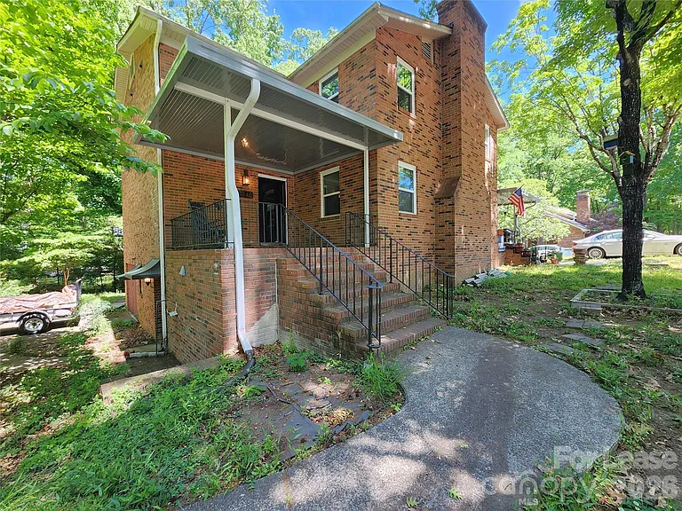 3340 Silver Stream Rd — Photo 31