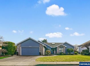 450 Snead Dr N, Keizer, OR