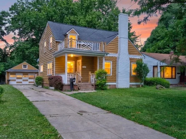 4724 Green Rd, Warrensville Heights, OH 44128