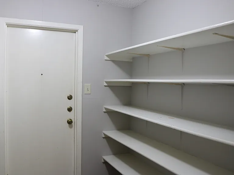3824 Forsyth Park — Photo 4