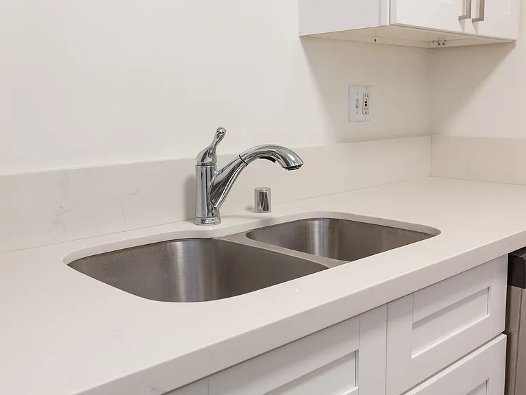 11827 Dorothy St 3 WEB-9_11272020