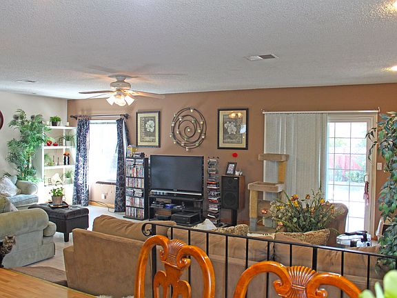 5th image of 4504 Sandra Ct