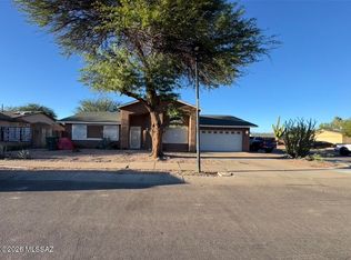 1750 W Mountain Oak Ln, Tucson, AZ 85746