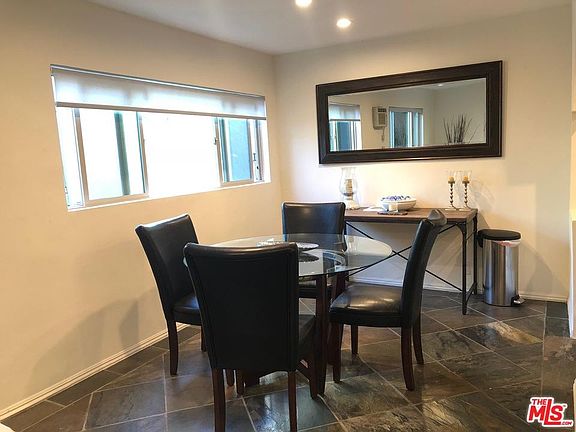 5th image of 960 Larrabee St APT 106