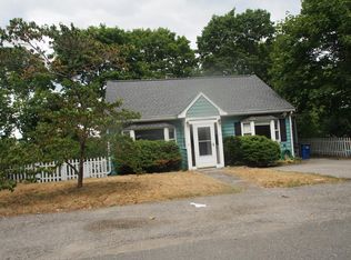 11 Woodbury St, Arlington, MA 02476