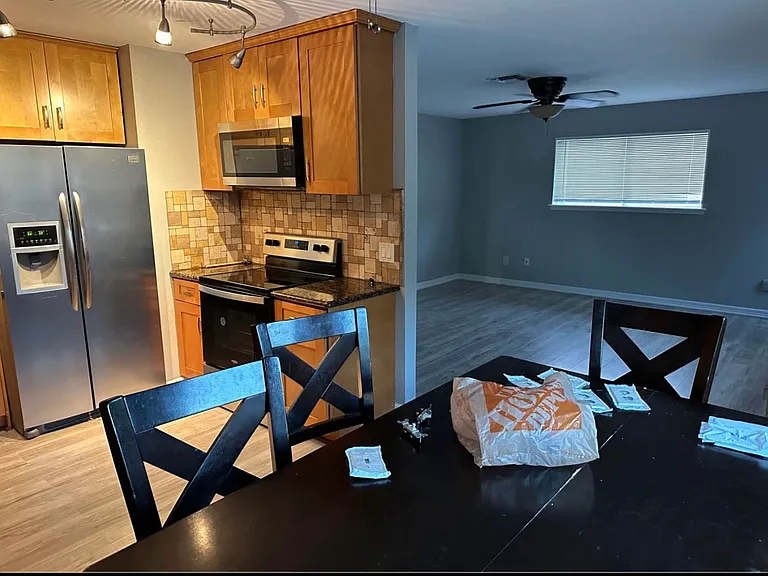 11318 Woodway Creek Dr — Photo 13