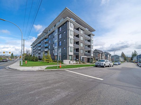 13623 81a Ave #413, Surrey, BC V3W 3E2