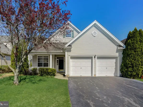 152 Tunicflower Ln, Princeton Junction, NJ 08550