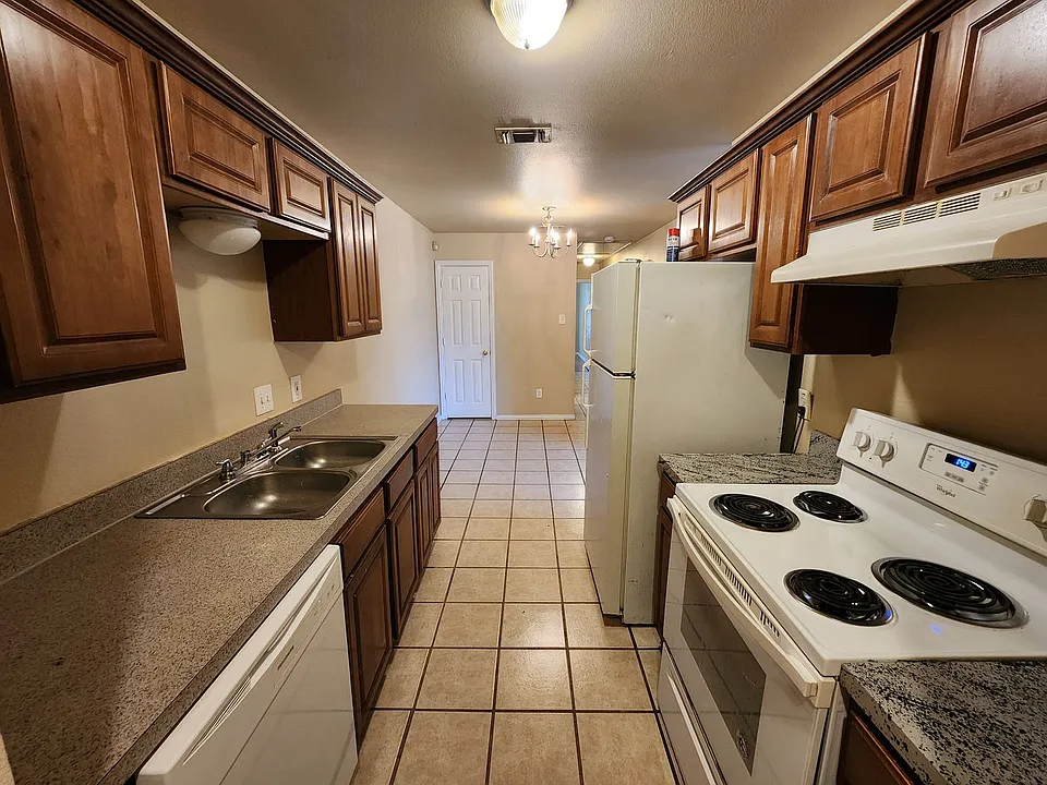 3 Bedroom Duplex In South Fort Worth