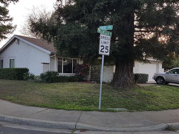 2nd image of 1100 Willow Glen Dr