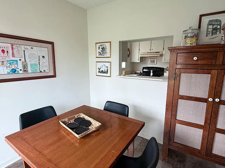 139 Woodfield Pl — Photo 9